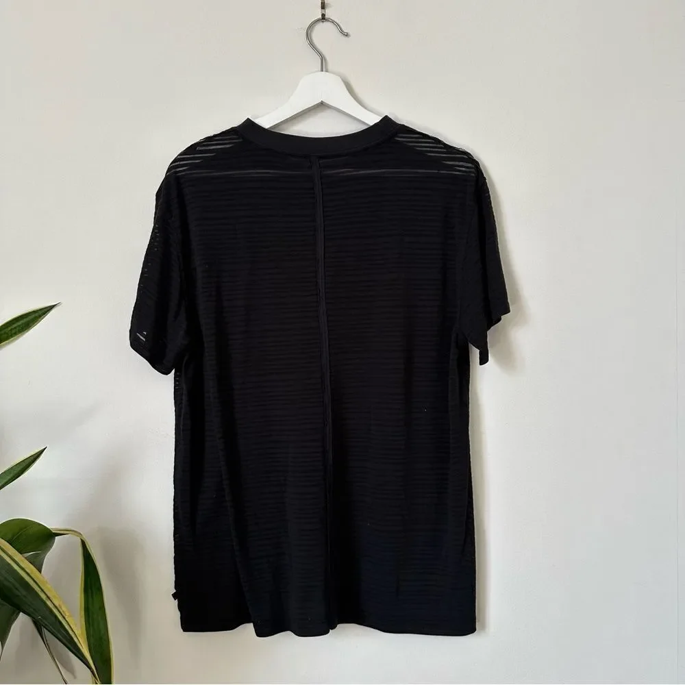 Lululemon All Yours Boyfriend Tee Black Stripe Relaxed Fit Size 8